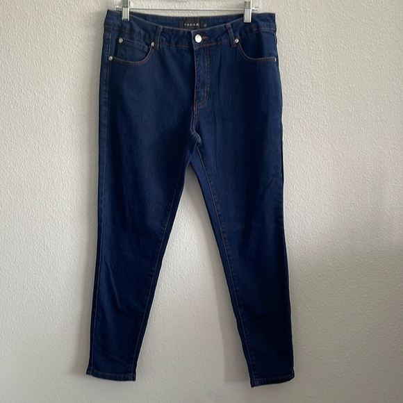 Tahari Denim - Tahari Chloe Fit Solution Skinny Jeans Womens 12/31